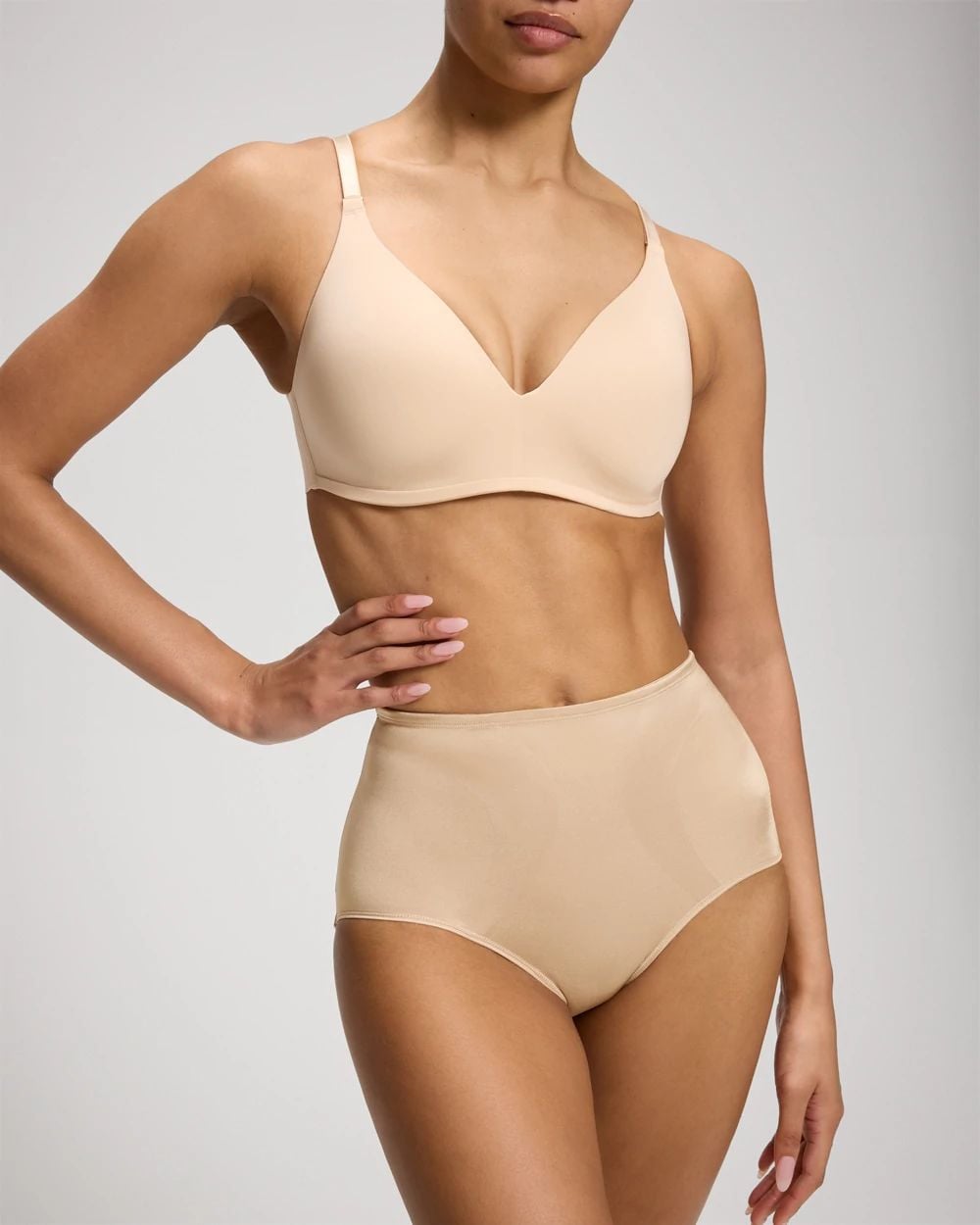 Second Skin by Soma Mid-Level Shaping Vanishing Edge Brief