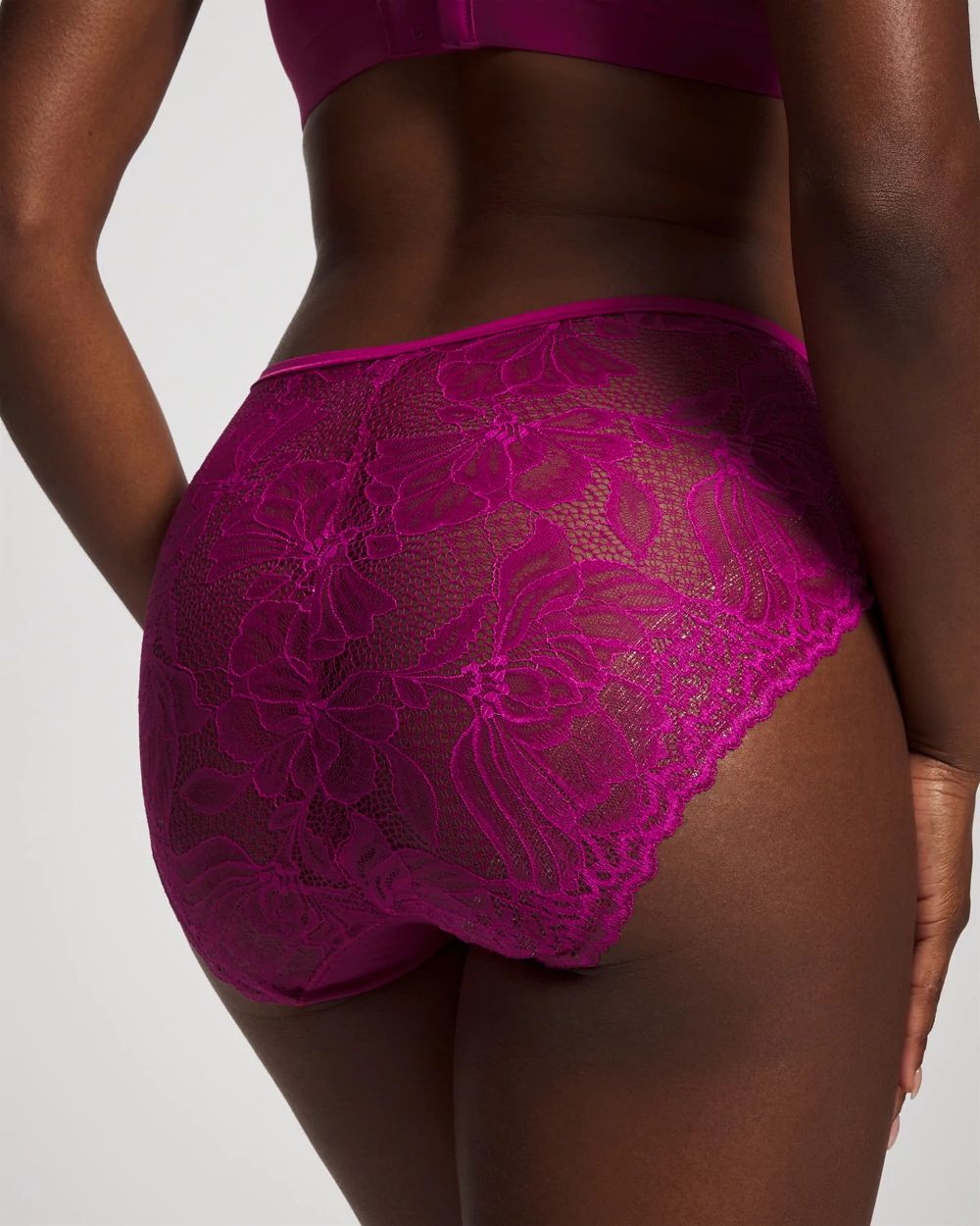 Vanishing Edge Lace Back High-Leg Panty
