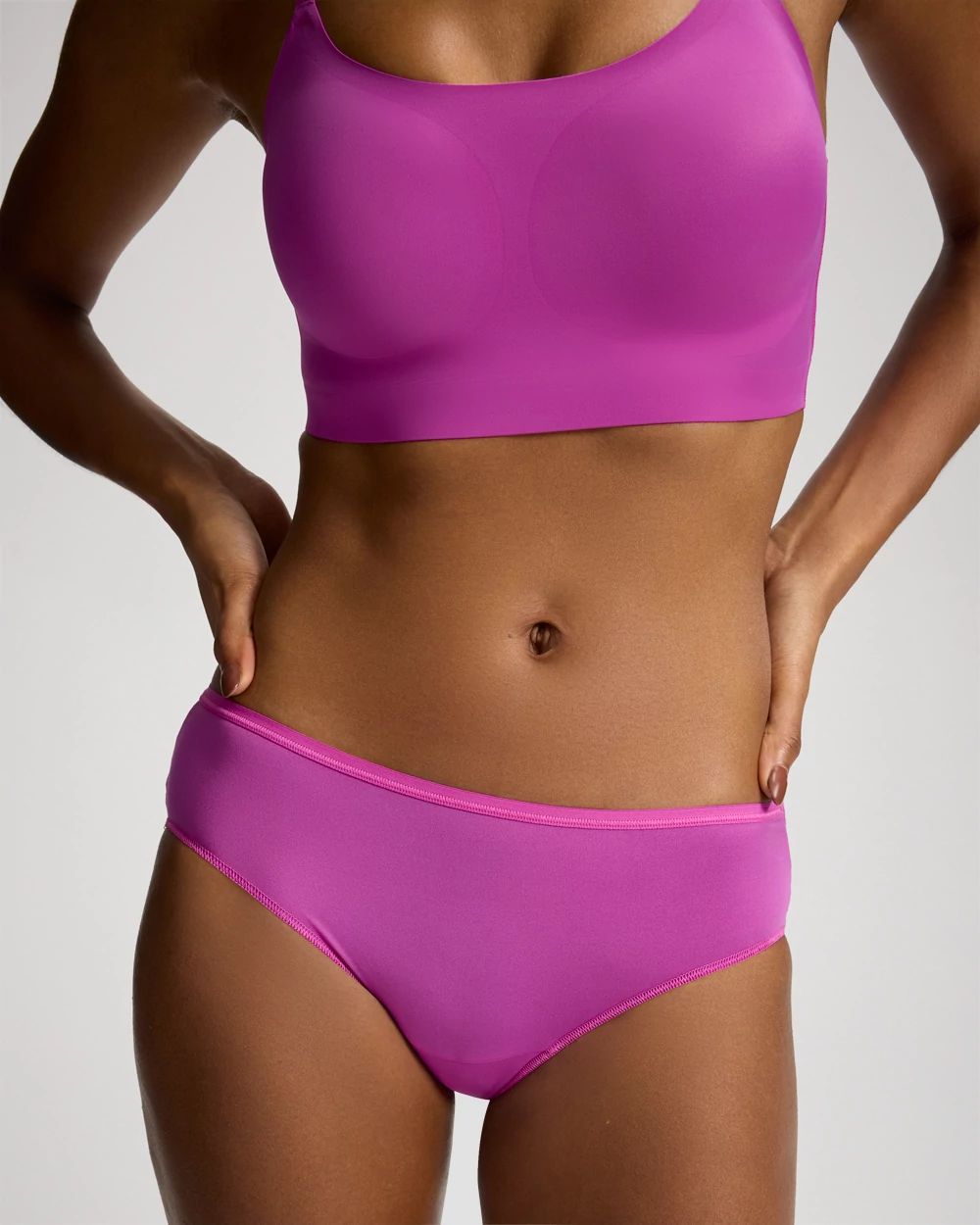 Vanishing Edge Lace Back Hipster Panty