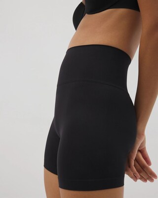 Mid-Level Shaping Seamless Shorts click to view larger image.