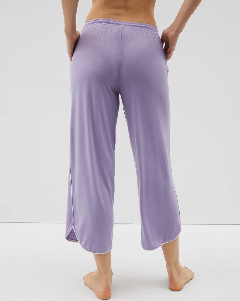Cool Nights Solid Piped Crop Pajama Pant