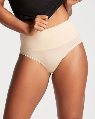 Ultralight Seamless Smoothing Brief