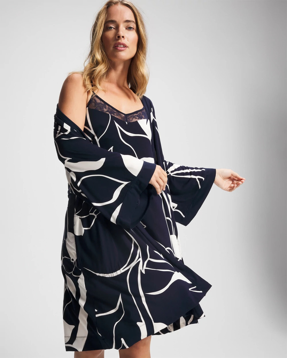 Short Robe