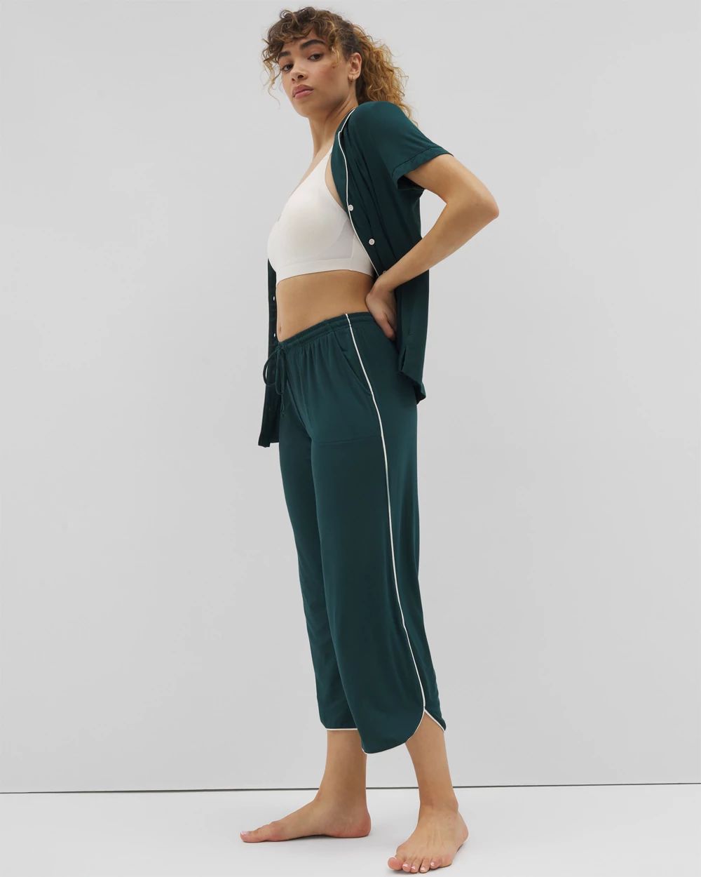 Cool Nights Solid Piped Crop Pajama Pant