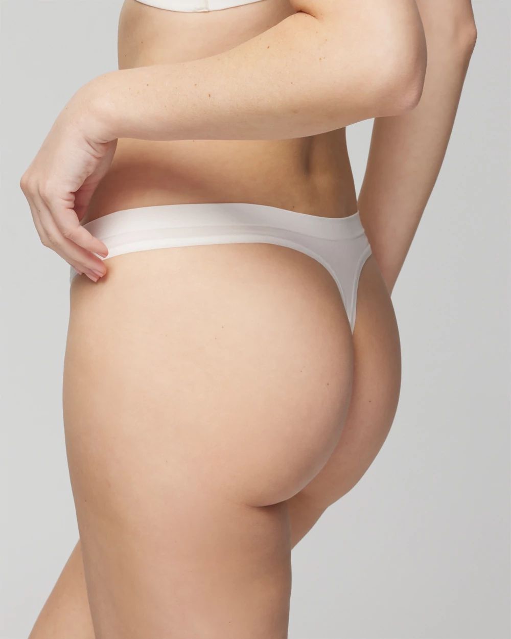 Seamless Thong Panty