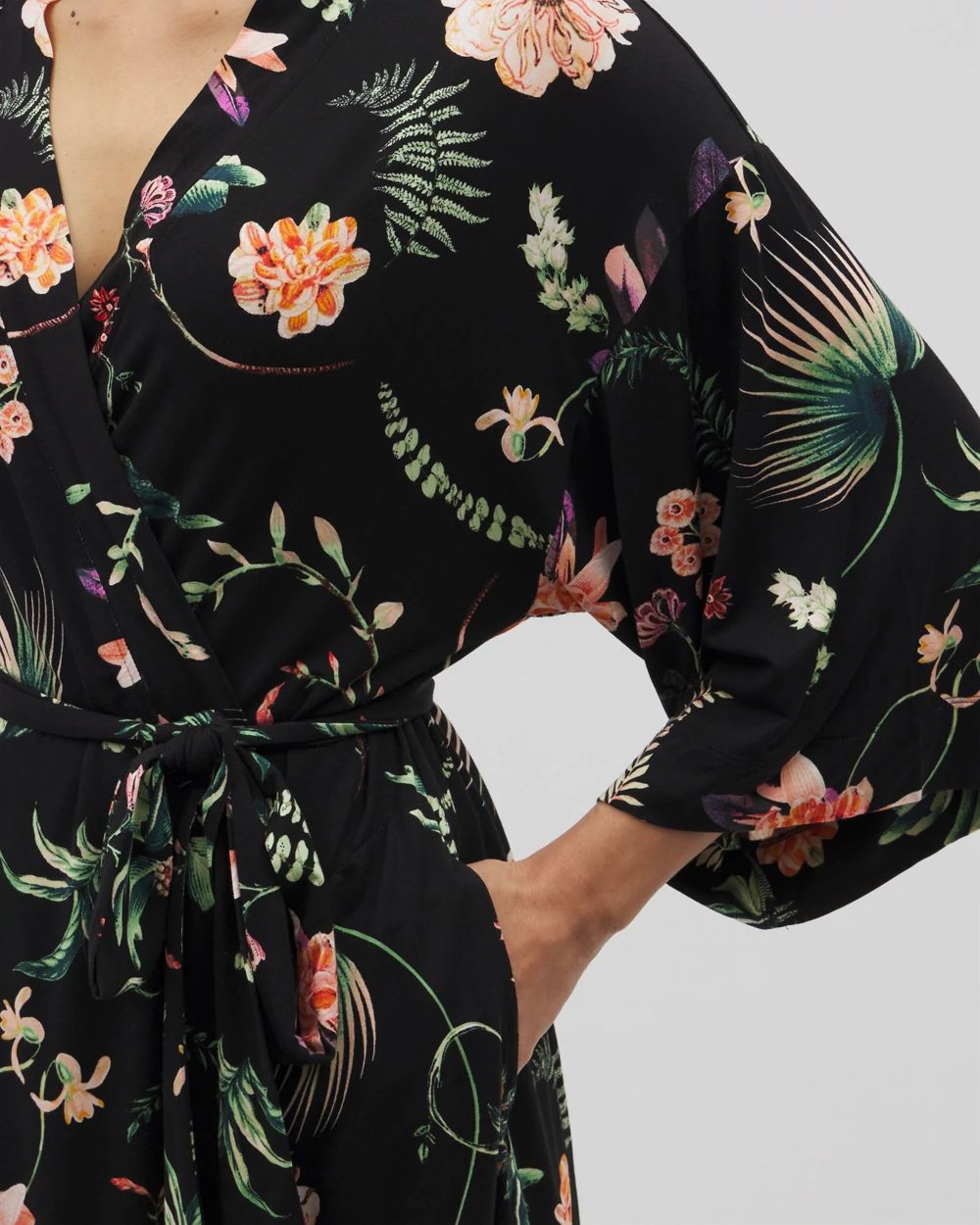 Cool Nights Short Robe