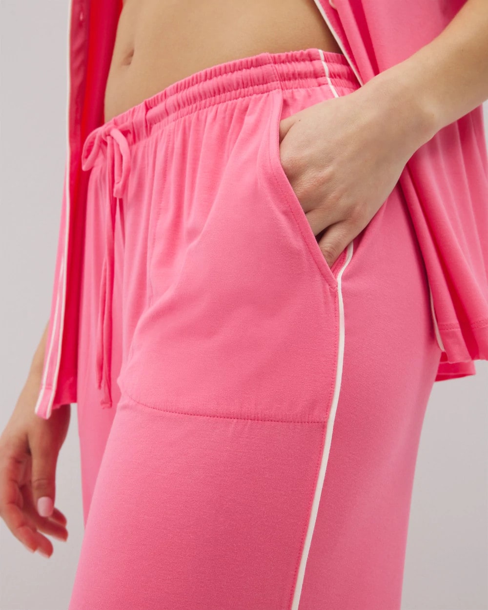 Solid Piped Crop Pajama Pant