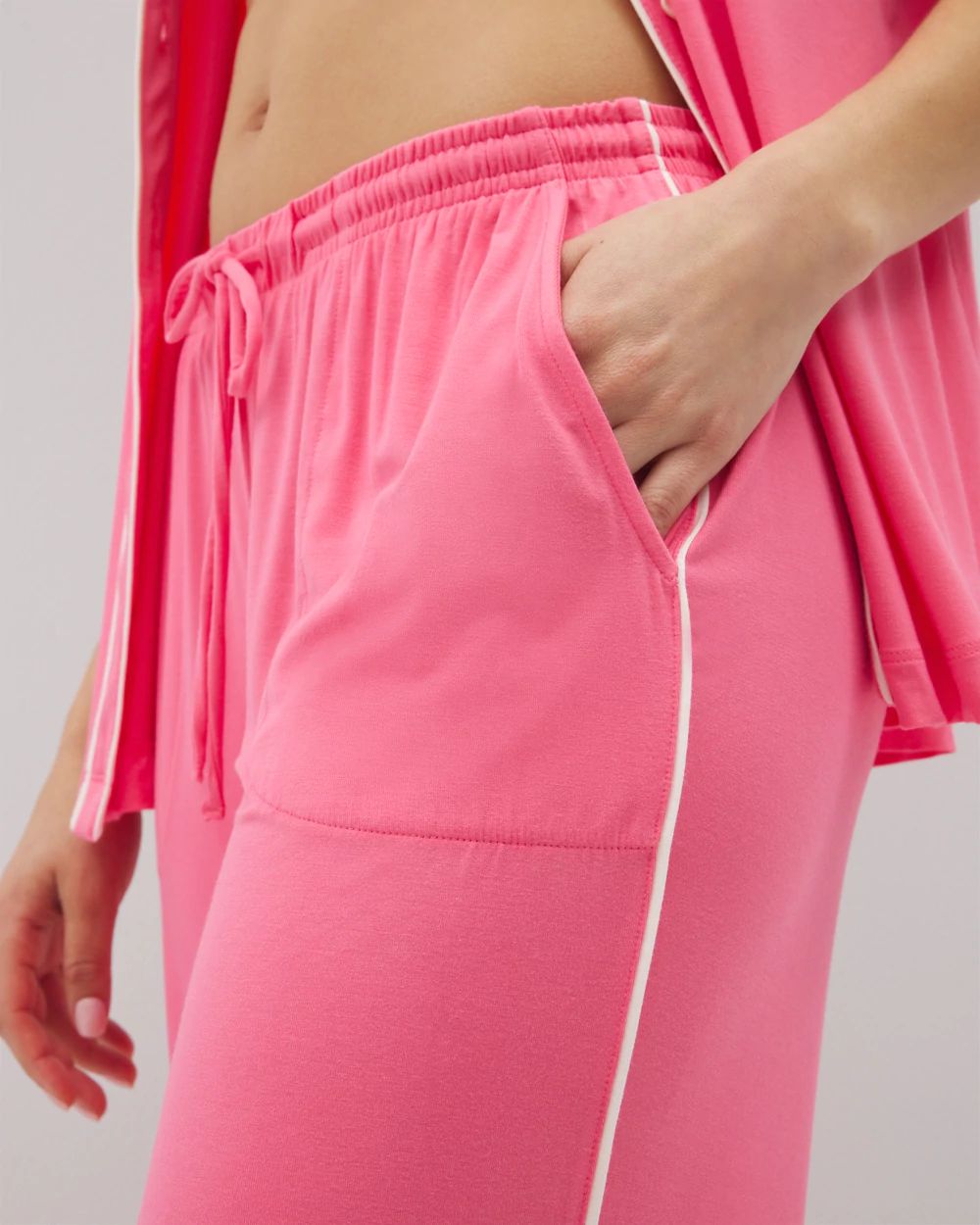Cool Nights Solid Piped Crop Pajama Pant