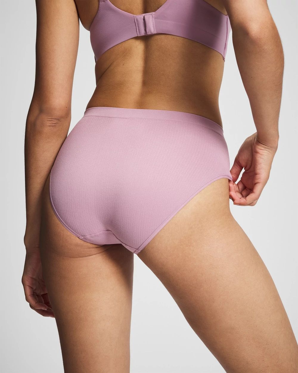 Seamless Rib High-Leg Panty click to view larger image.