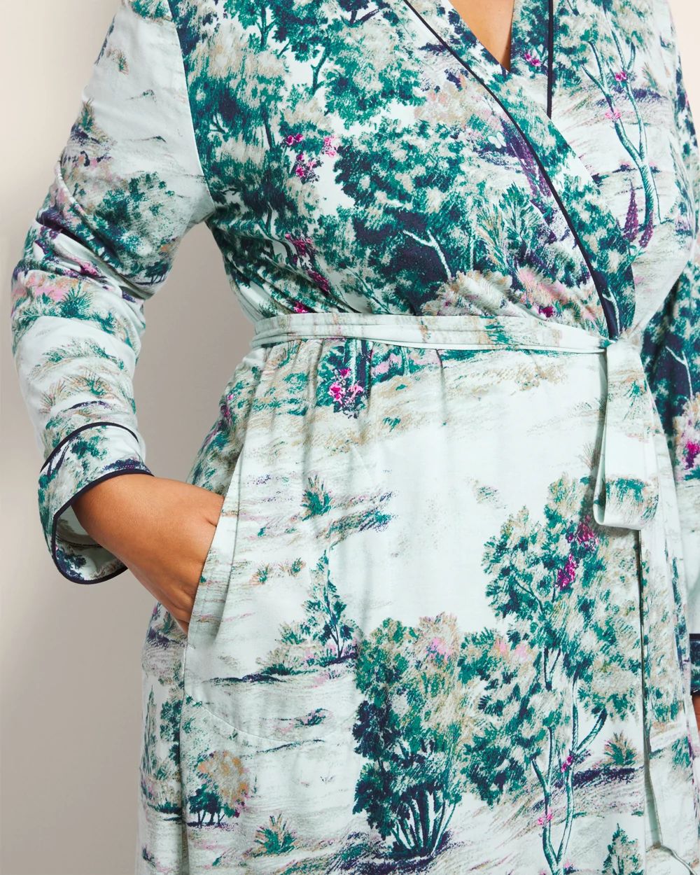 Cool Nights Piped Short Robe