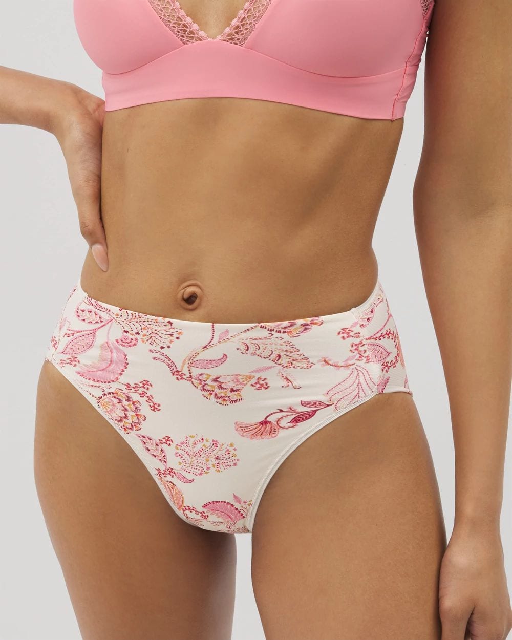 Vanishing Tummy High-Leg Brief Panty