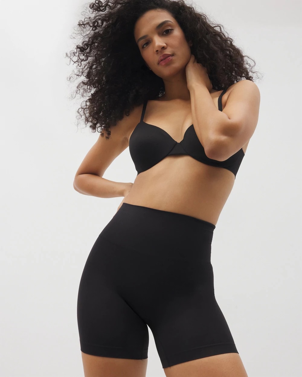 Mid-Level Shaping Seamless Shorts