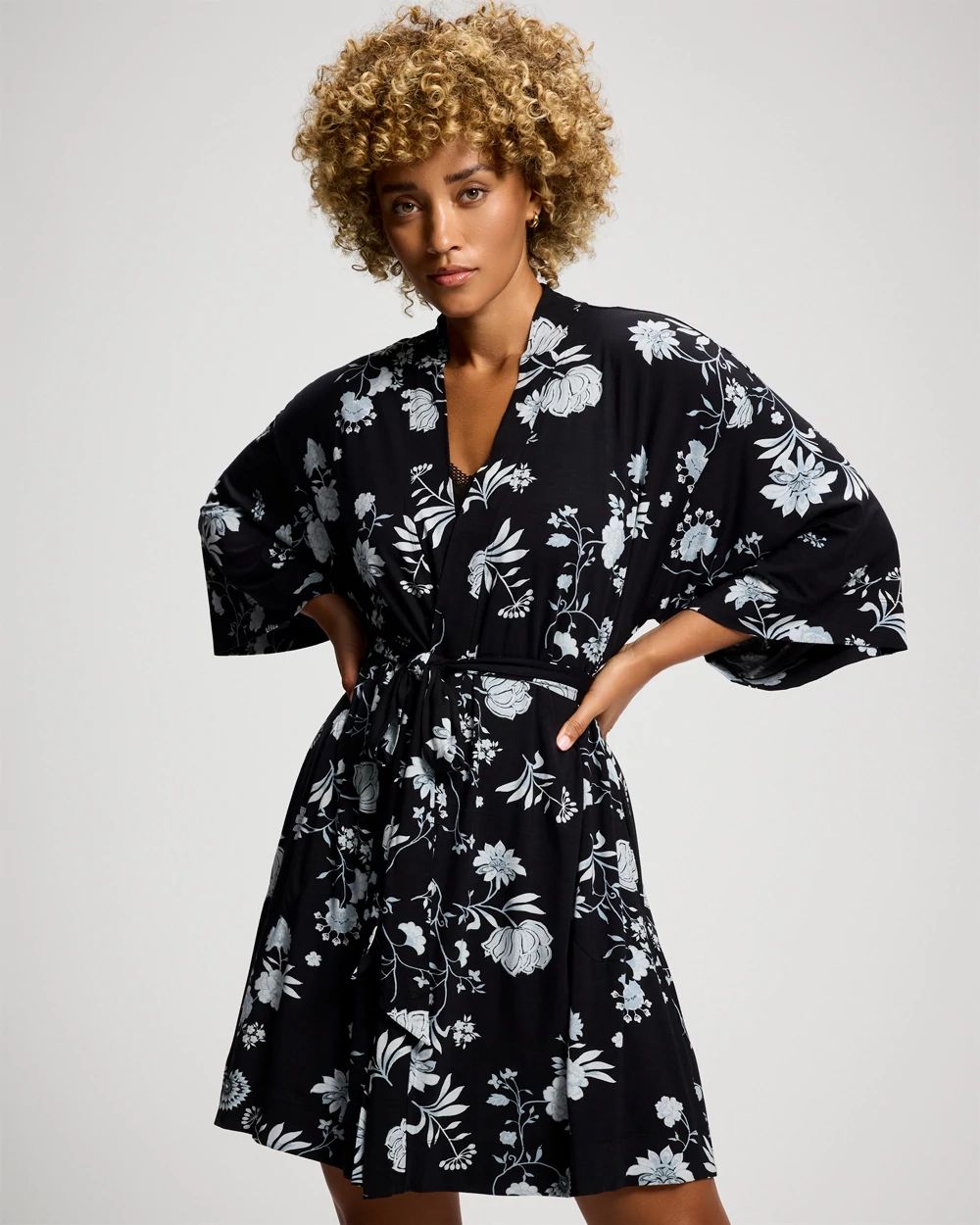 Cool Nights Short Robe