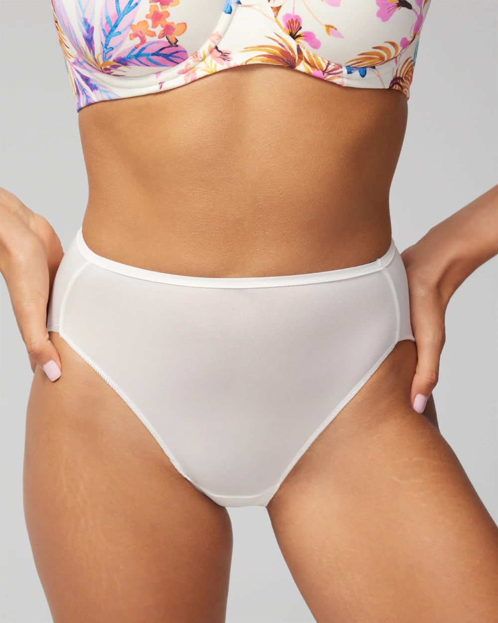 Women's No Show High-Leg Panty in Ivory size 2XL | Soma Vanishing Edge Panties